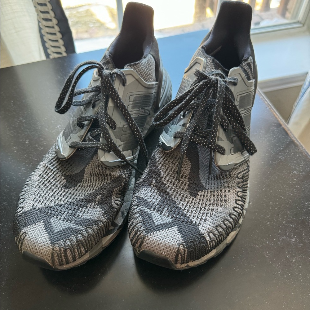 Adidas Men’s Ultraboost geometric